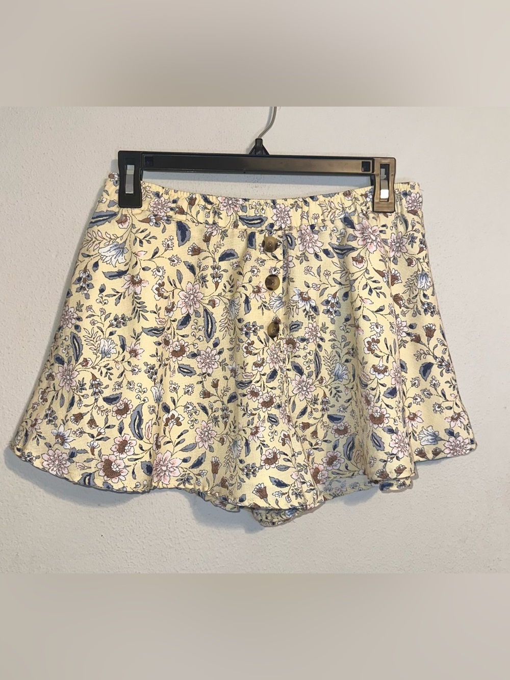Rare Editions Yellow Floral Elastic-Waist Shorts